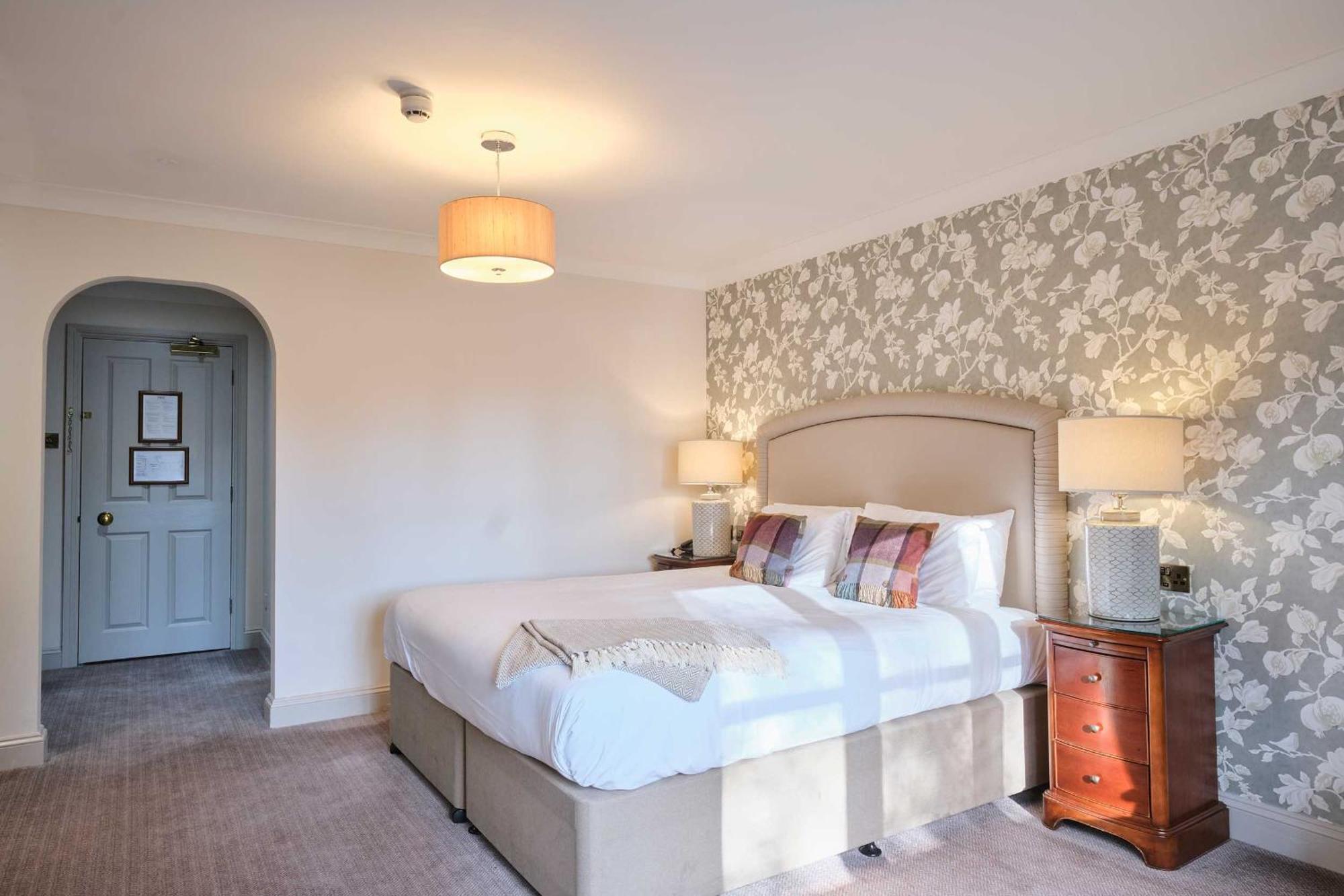 Stratton House Hotel & Spa Cirencester Bagian luar foto